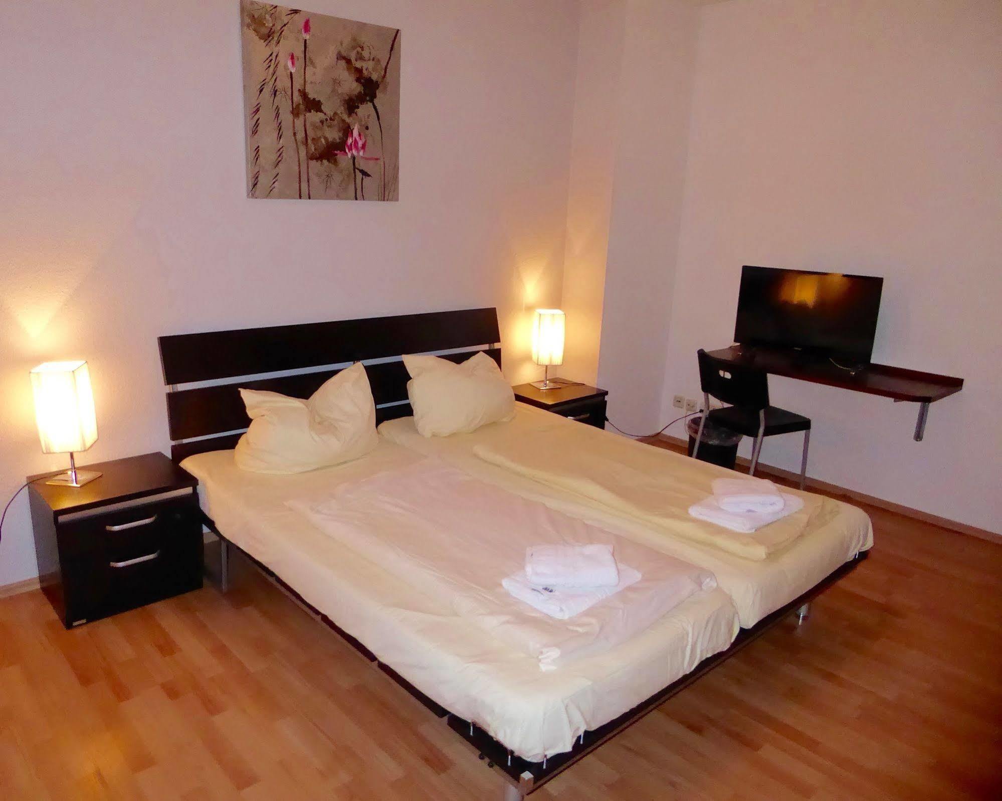 Aparthotel Boardinghouse Mundsburg Hamburgo Exterior foto