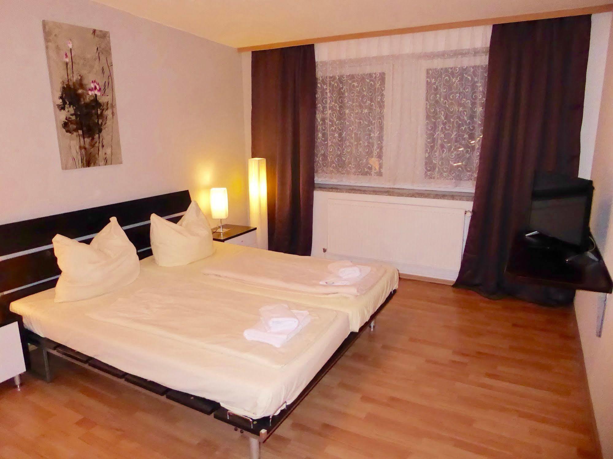 Aparthotel Boardinghouse Mundsburg Hamburgo Exterior foto